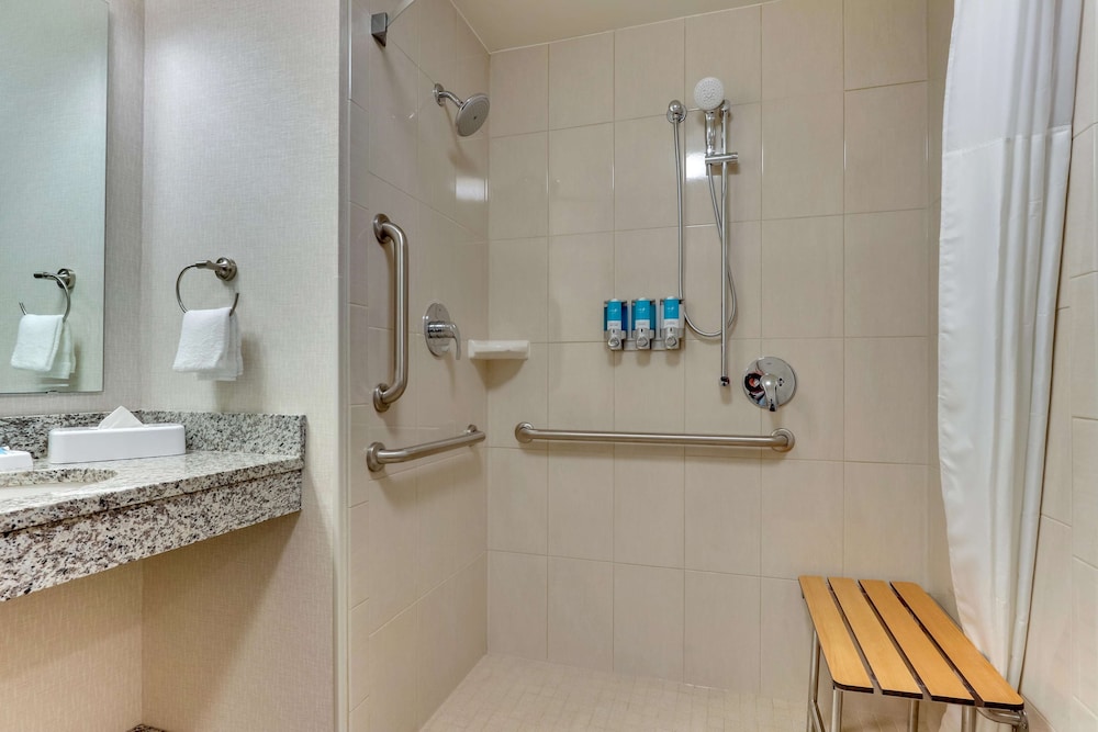 Drury Inn & Suites Lafayette IN 56/56