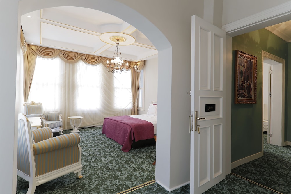 Nishant Boutique Hotels 24/25