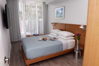 Garden, Suite, House, 2 Beds, 2 Bathrooms, Terrace