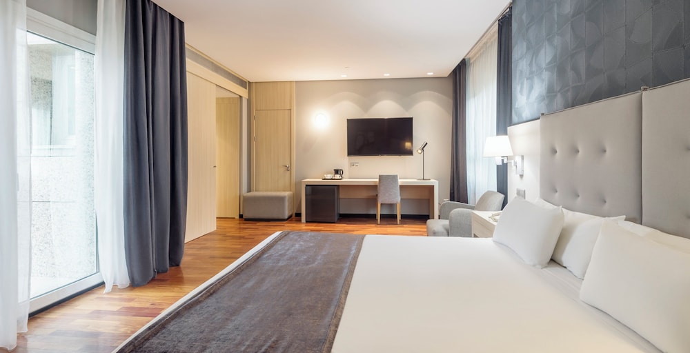 SUPERIOR, DOUBLE BED