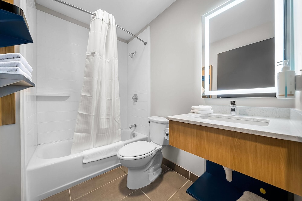 Microtel Inn and Suites by Wyndham Prattville Montgomery 49/50