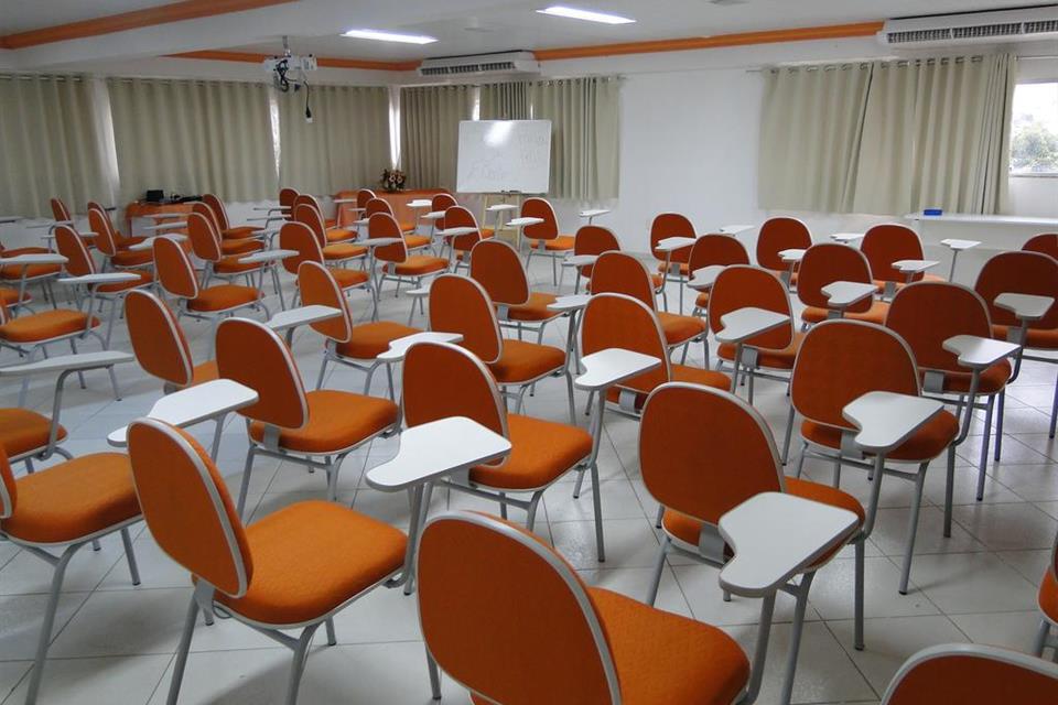 Faixa Hotel 27/35