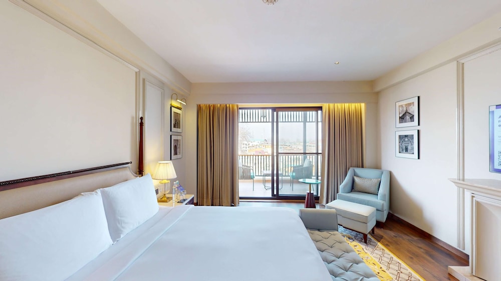 Radisson Collection Hotel & Spa, Riverfront Srinagar 10/50