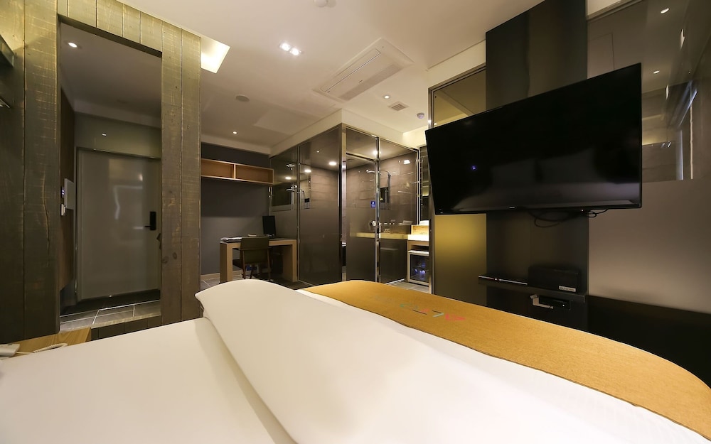 Yeongju Hotel 15/35