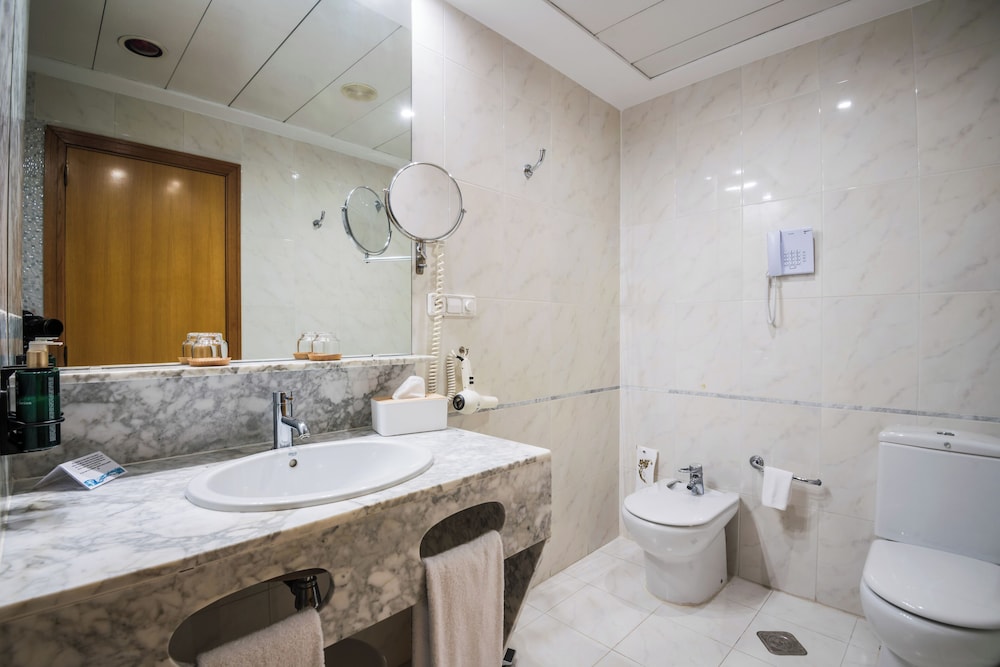 Melia Plaza Valencia Hotel 49/50