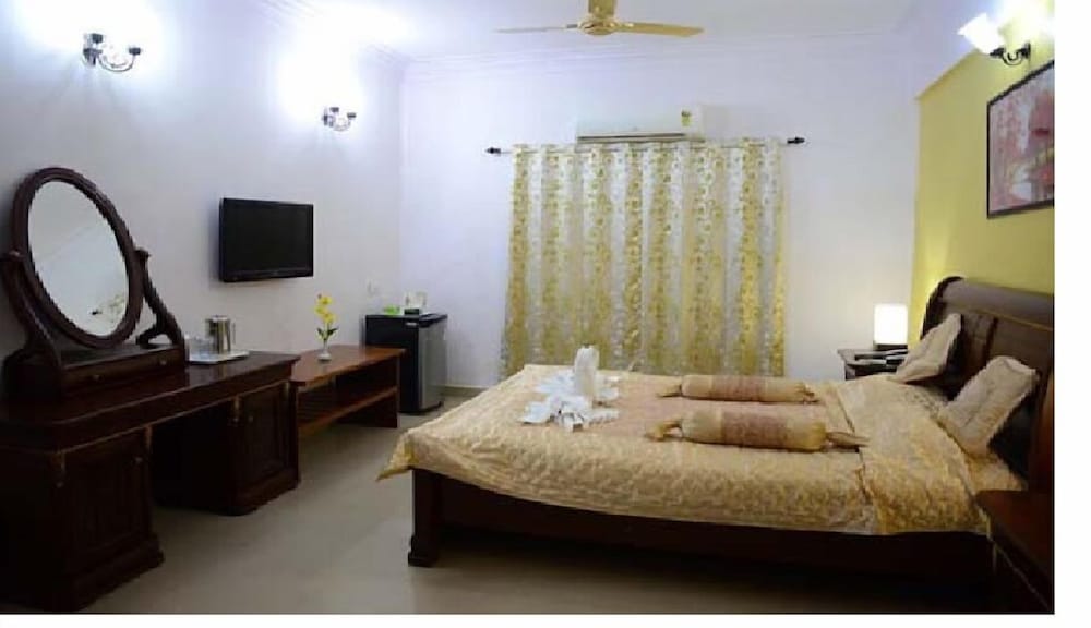 Paradise Village Resort 45/66