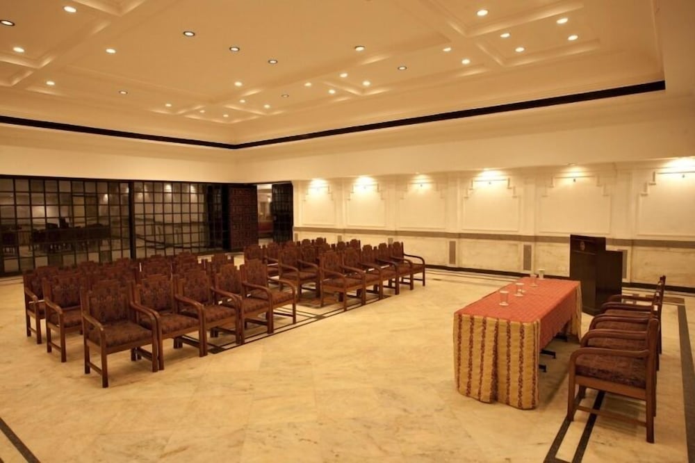 HOTEL KALINGA ASHOK 22/27