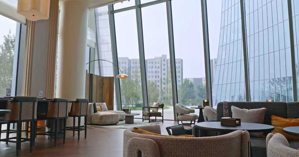 Jianguo Hotel Huanqiu 27/43