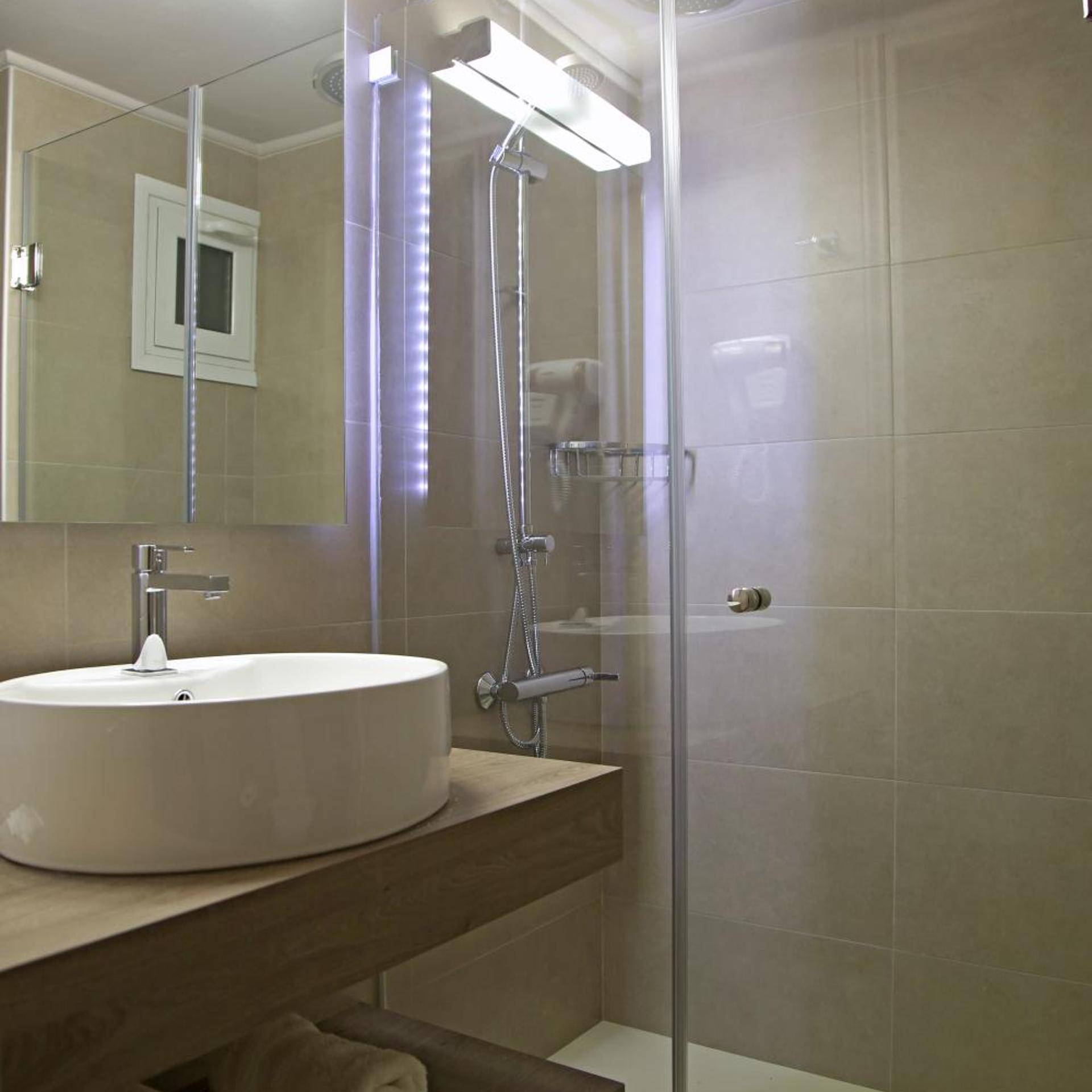 Elysee Hotel 46/48