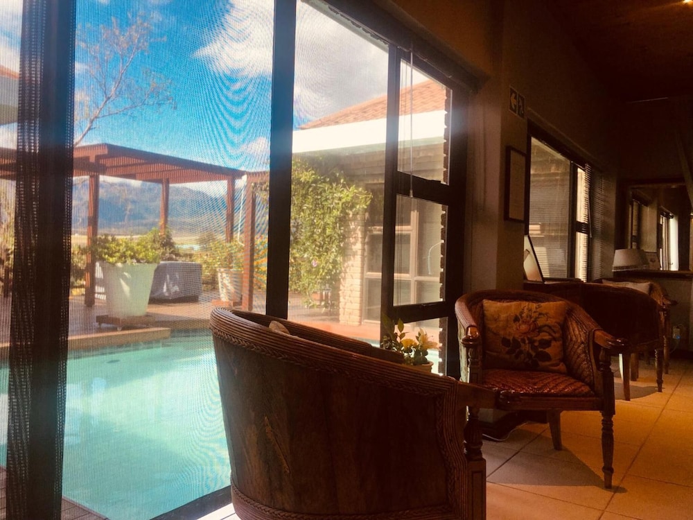 Wellington Country House 19/50
