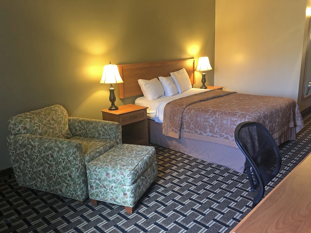 Fairbridge Inn Suites Lewiston 17/48