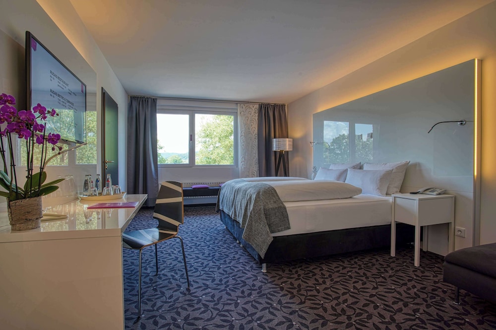 Family, Double Bed, Sofa