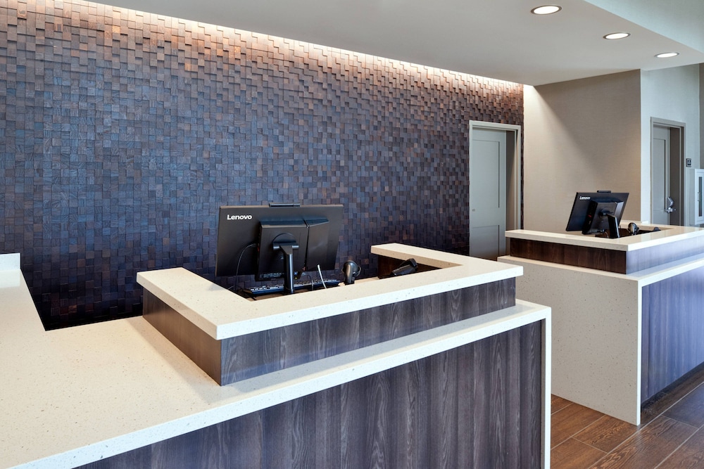 Residence Inn by Marriott Bakersfield West 8/42