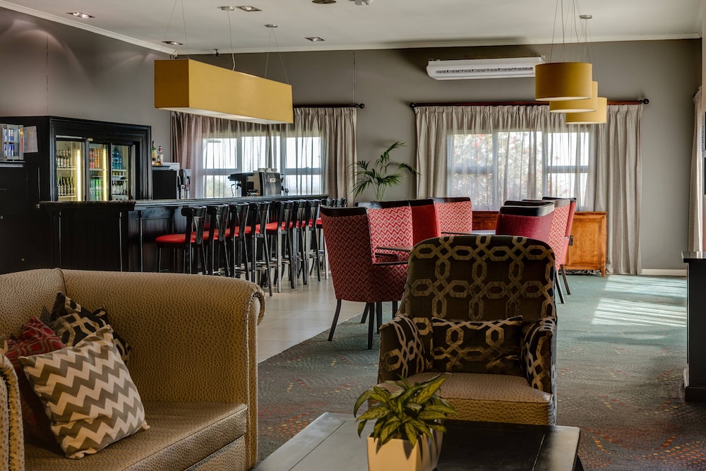 Protea Hotel by Marriott Cape Town Tyger Valley 25/45
