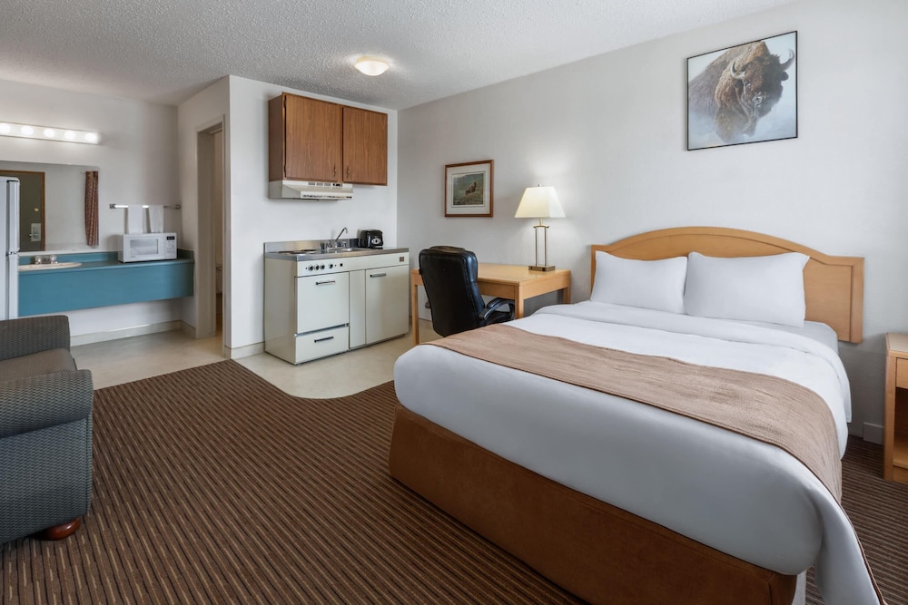 Travelodge by Wyndham Valleyview AB 14/51