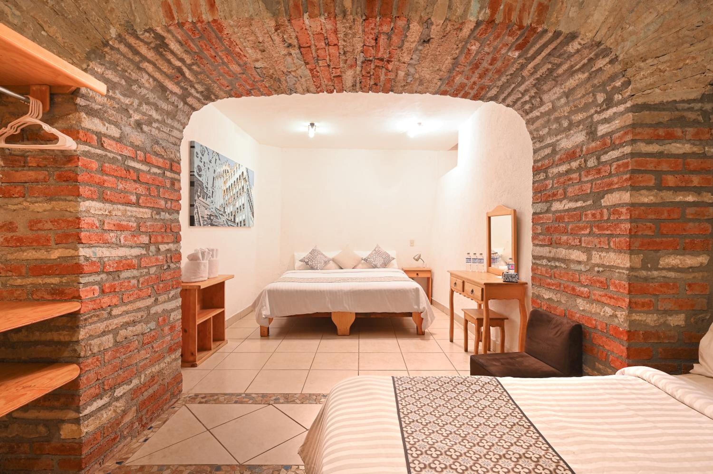 Hotel Meson Cuevano 28/50