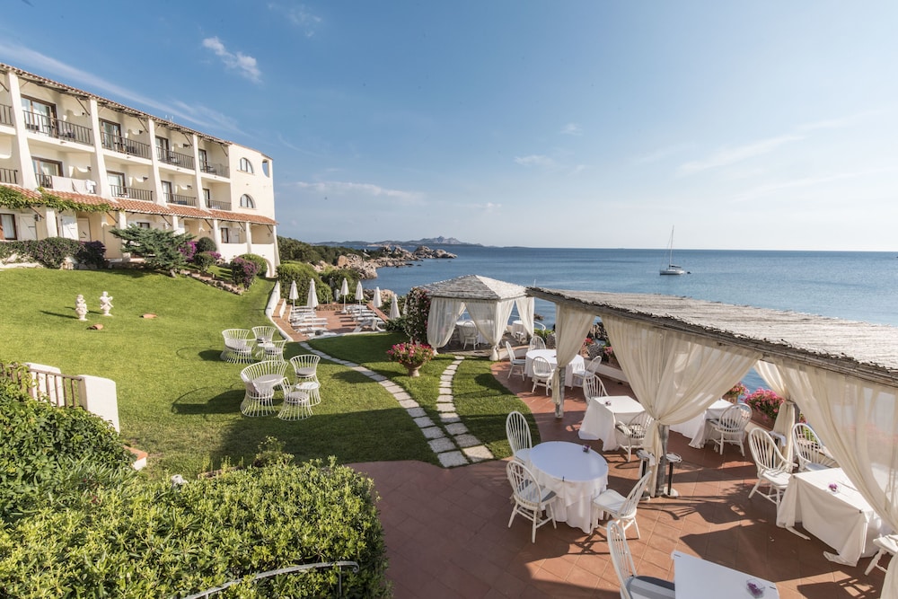 Club Hotel Baja Sardinia 52/60