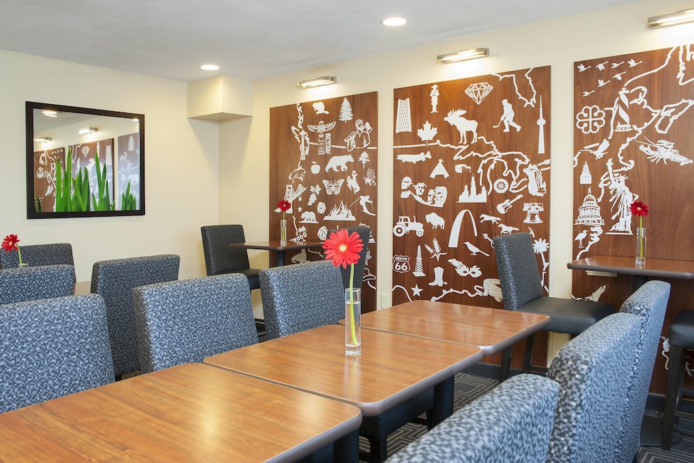 Towneplace Suites Indianapolis Park 100 12/18