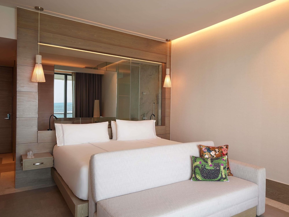 DELIGHT, KING BED, OCEAN VIEW