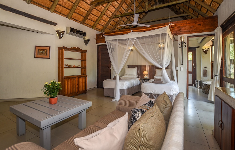 Leopard s Lair Bush Lodge 20/36