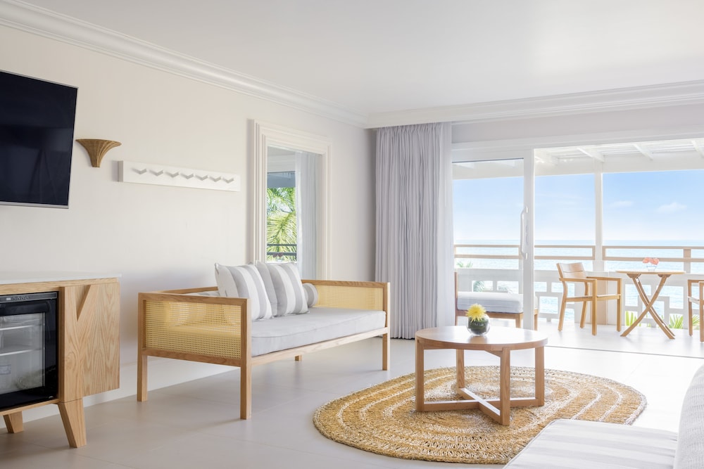 Couples Sans Souci - Adults Only 45/73