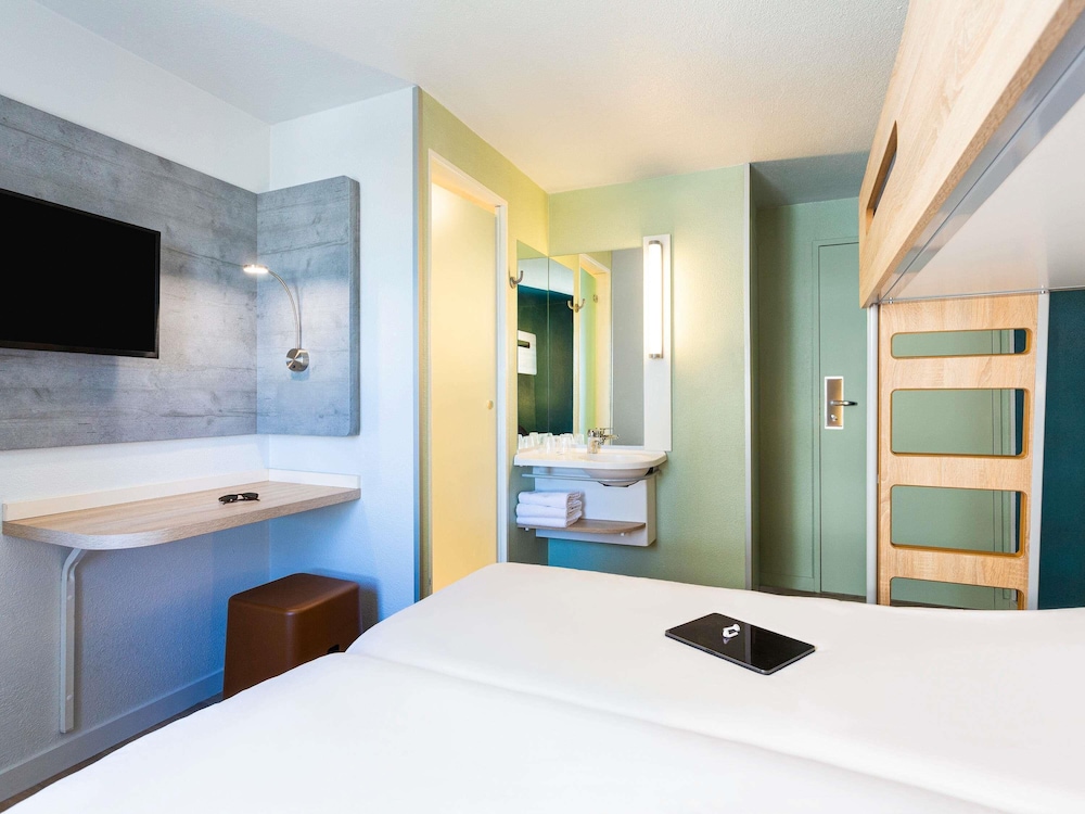 Ibis Budget Rochefort 18/50