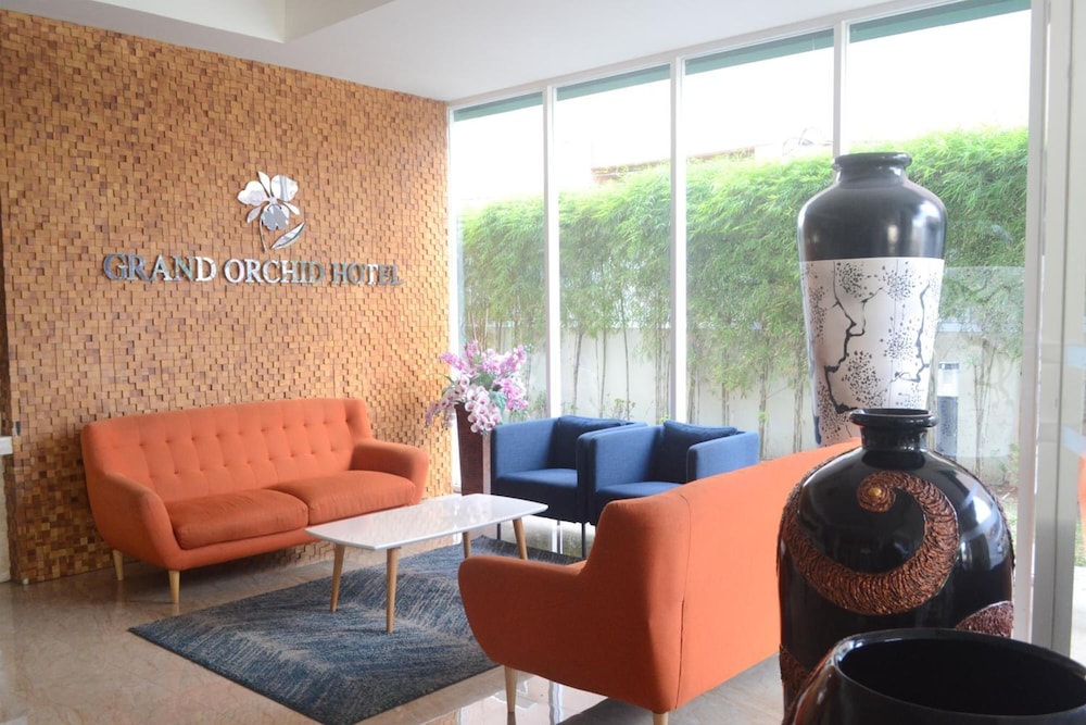Grand Orchid Hotel 14/19