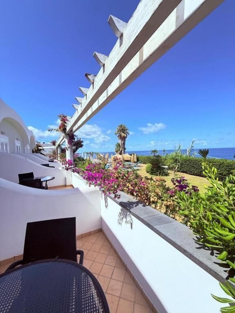 Albatros Hotel 37/50