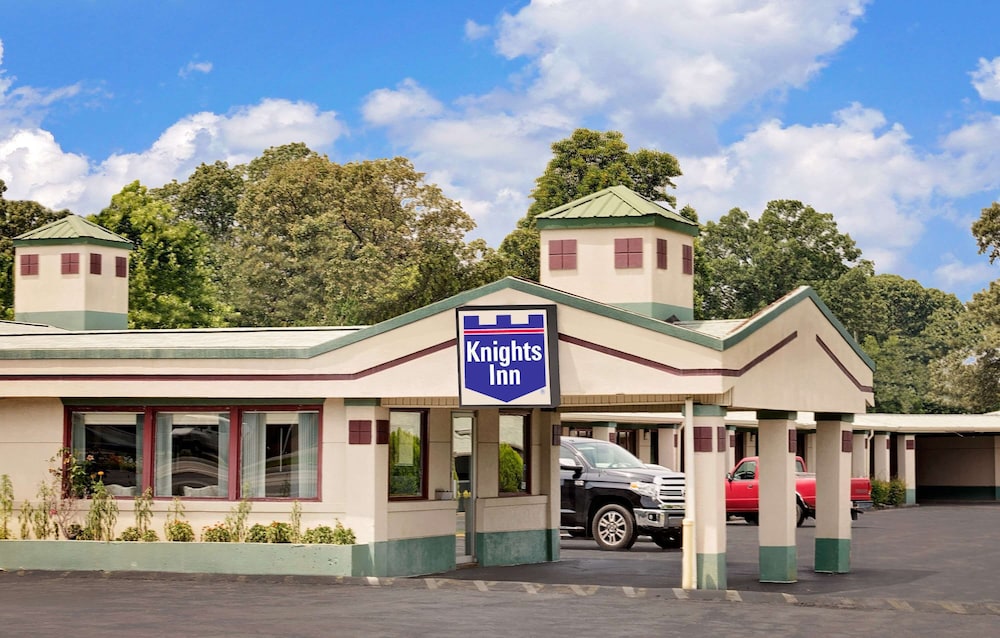 Knights Inn Madison Heights VA 1/23