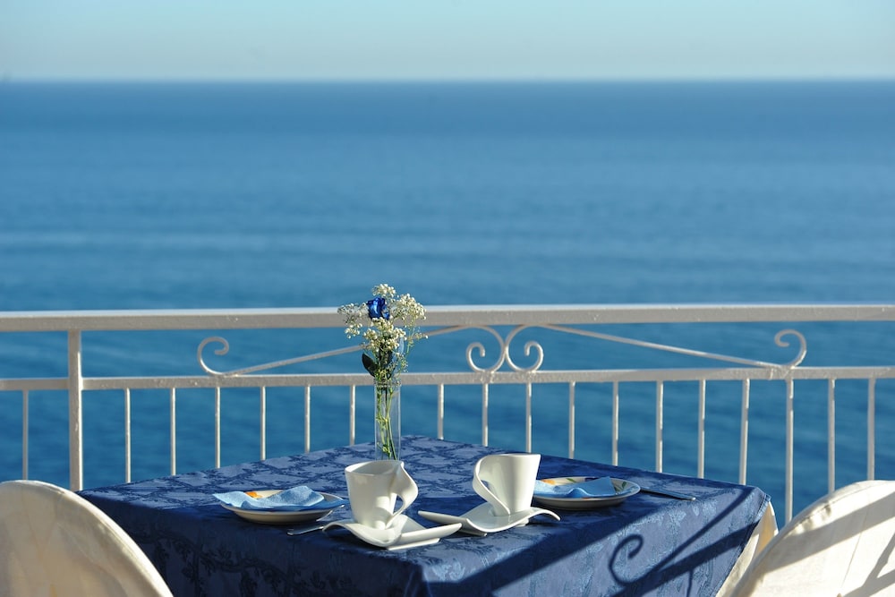 Hotel Torre Saracena 41/56