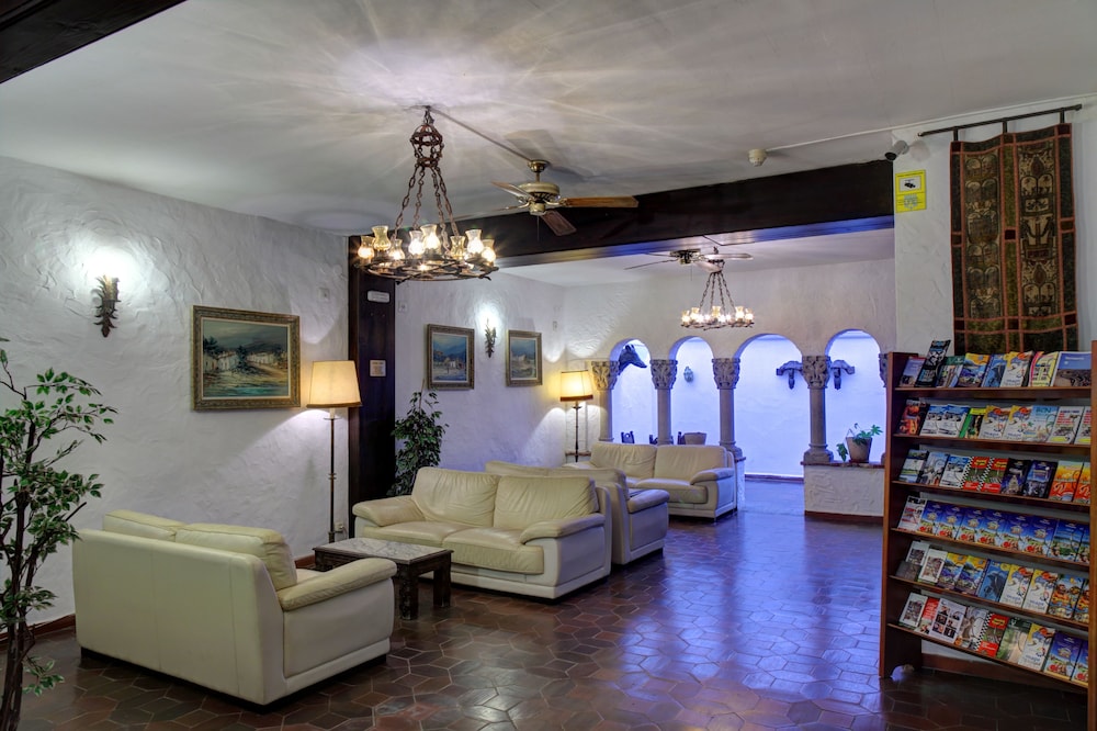 El Cid Hotel 43/72