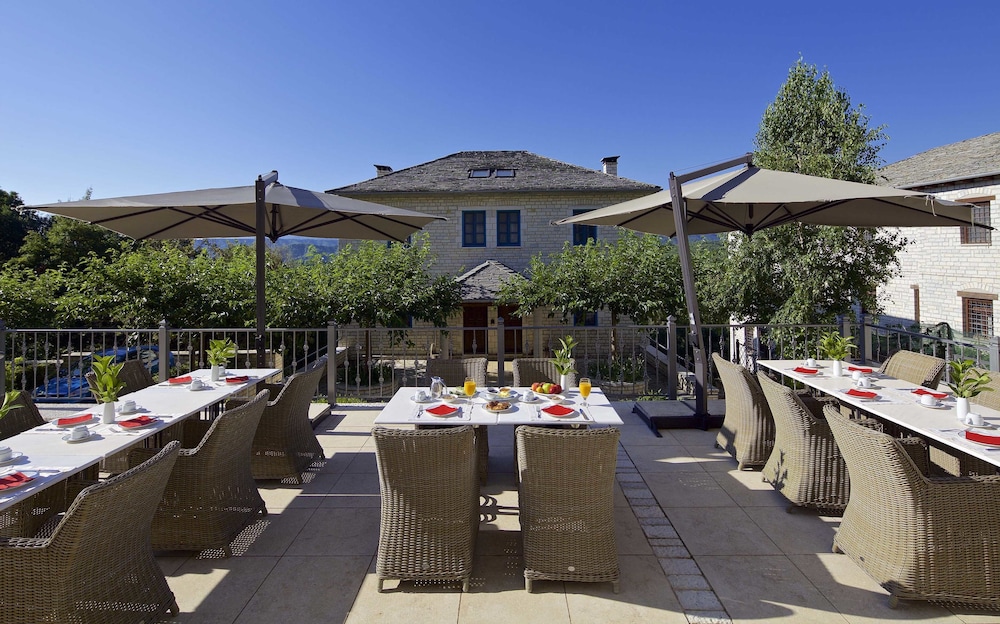 Zagori Suites 61/72