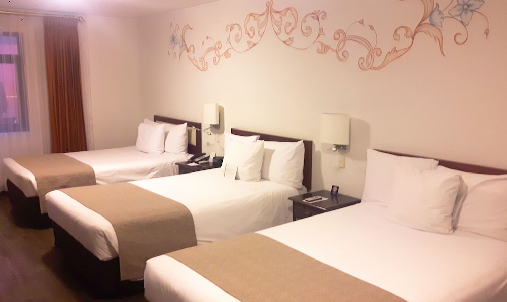 Wyndham Costa Del Sol Cusco 24/79