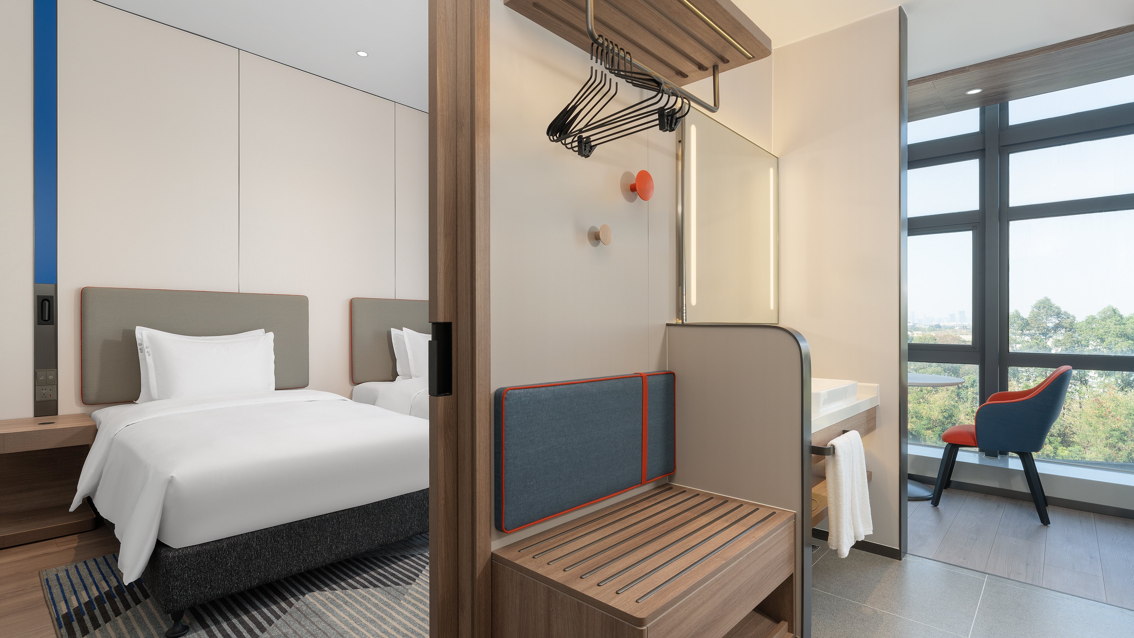 Hollywood, Standard, Twin Beds