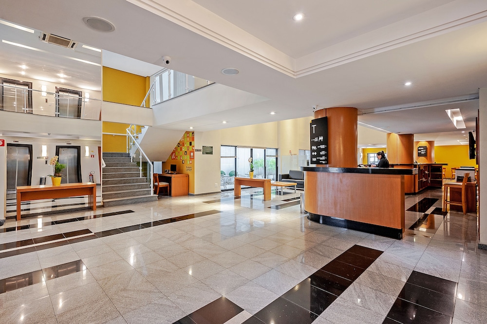 Lobby at Slim Hotel Curitiba Alto da XV, CURITIBA