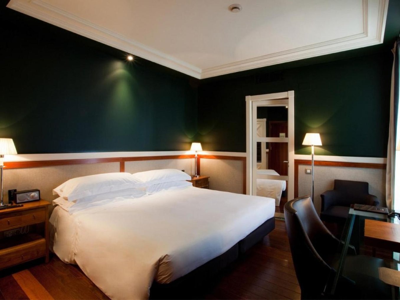 Hotel 1898 17/62