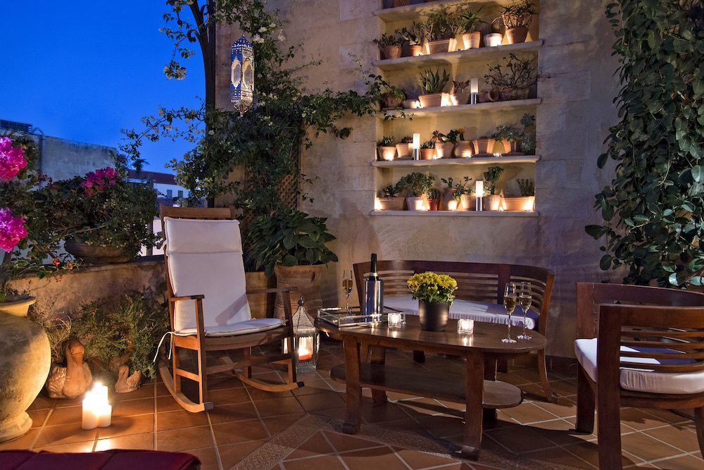 Hotel Ionas 52/61