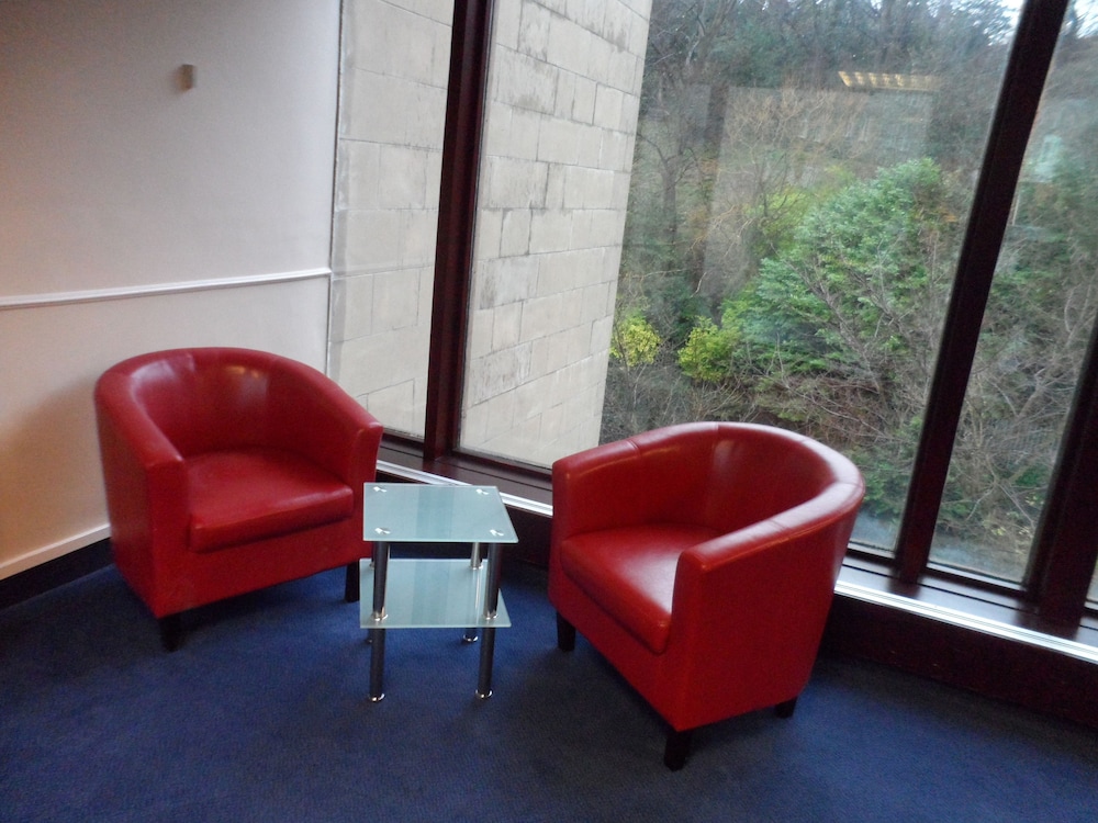 Britannia Edinburgh Hotel 42/57