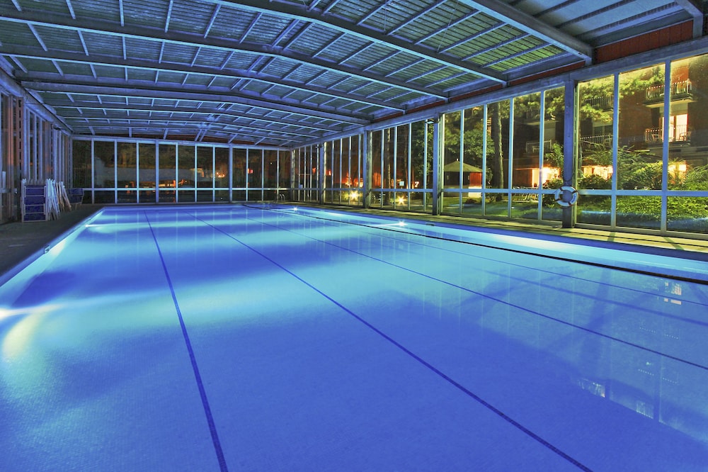 HOTEL MERIDIANUS 30/50