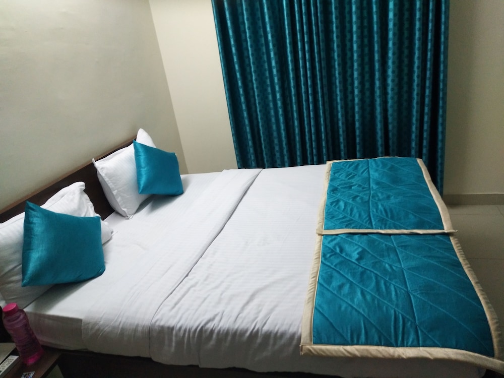 1 BEDROOM, STANDARD