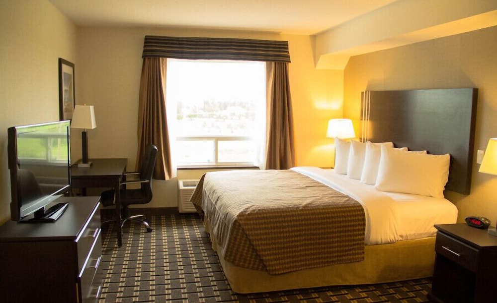 Sigma Inn & Suites Melville 4/28