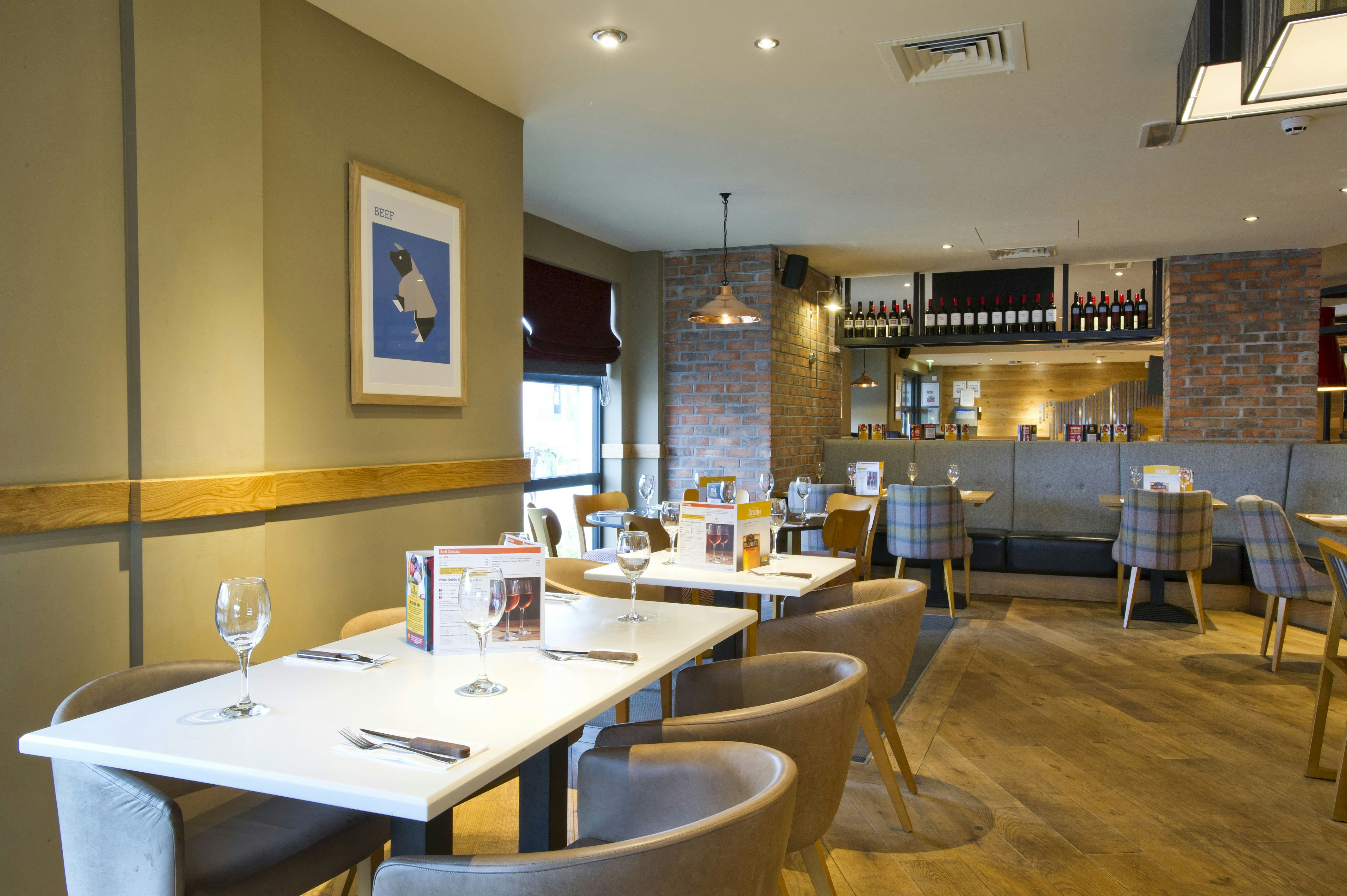 Premier Inn Stirling City Centre 26/37