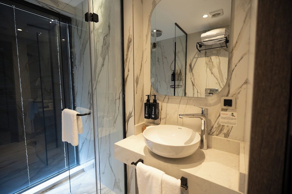 Lunet Old City Hotel 43/48