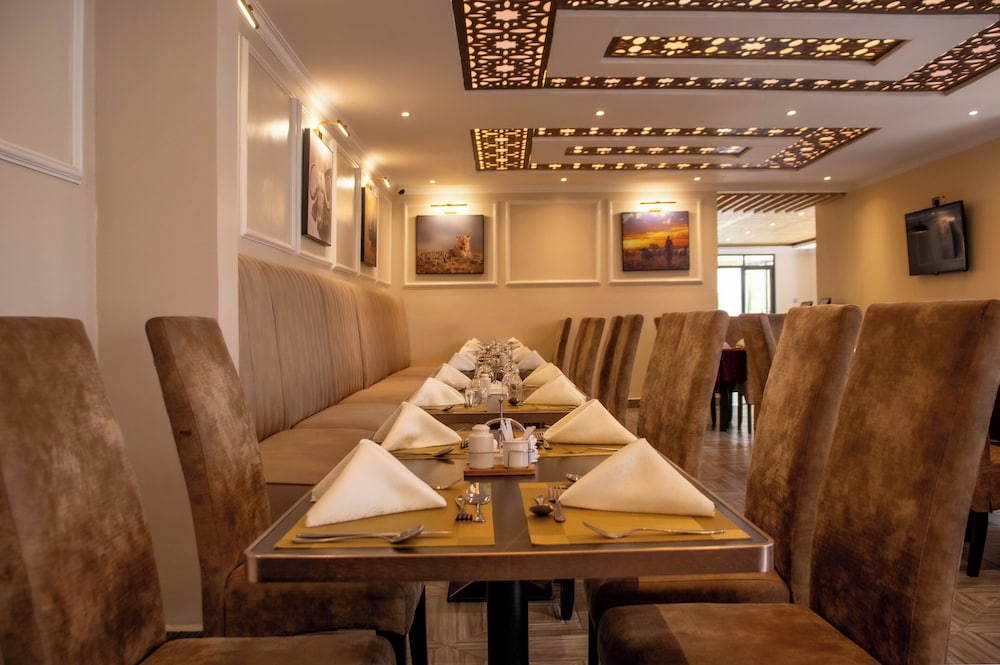 Mara Frontier Hotel 28/36