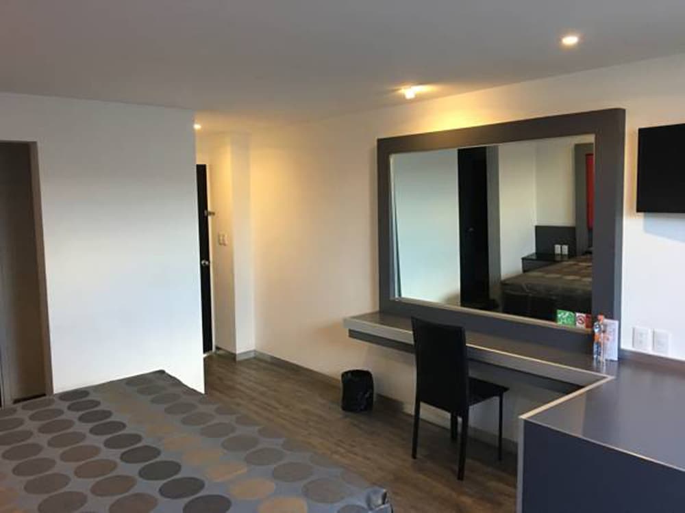 Hotel Atenas Plaza 28/37