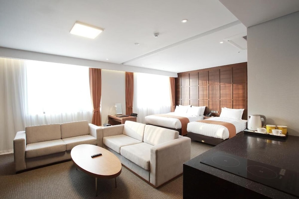Gangneung City Hotel 47/61