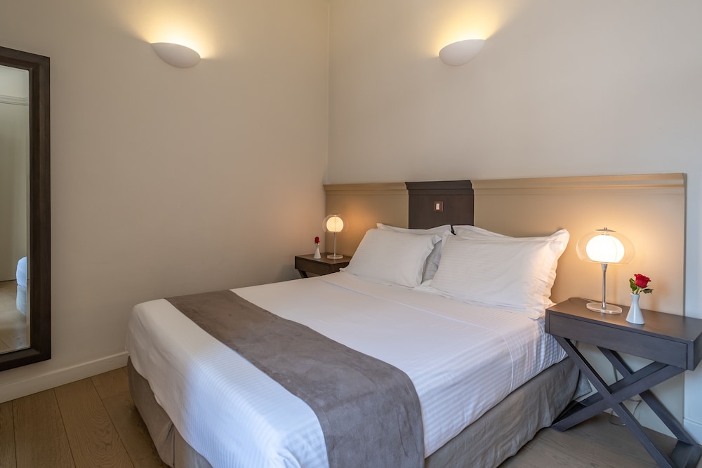 Grand Sarai Nafplio 26/75