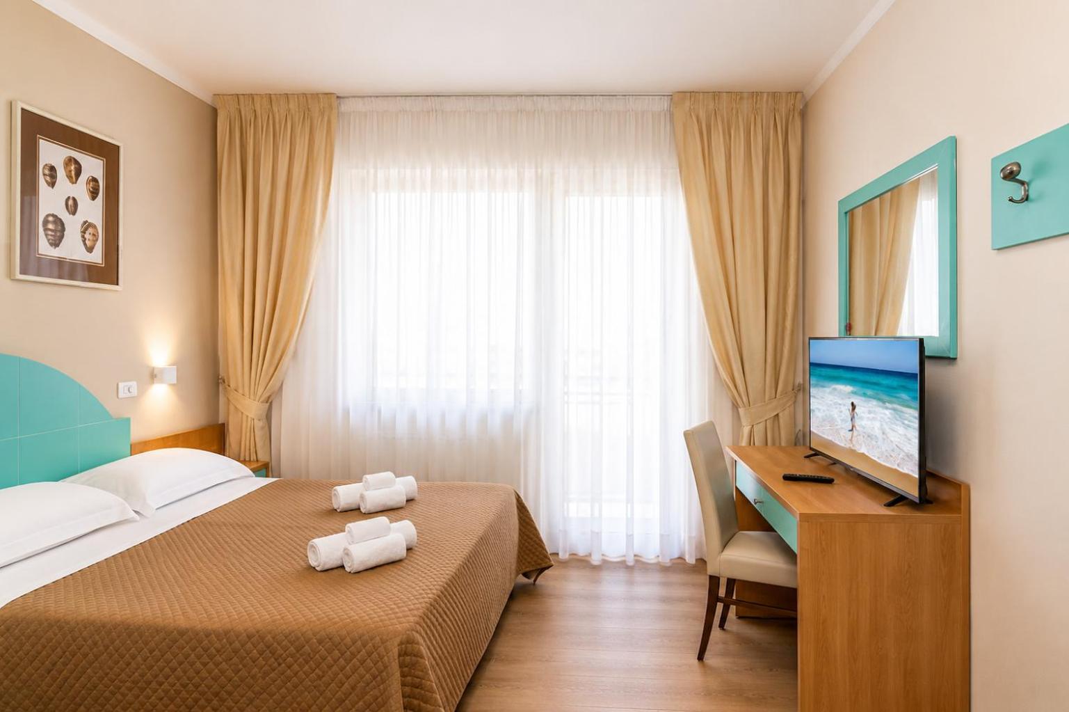 Room, Double Bed, Balcony, Hotel Stella D'italia 3/10