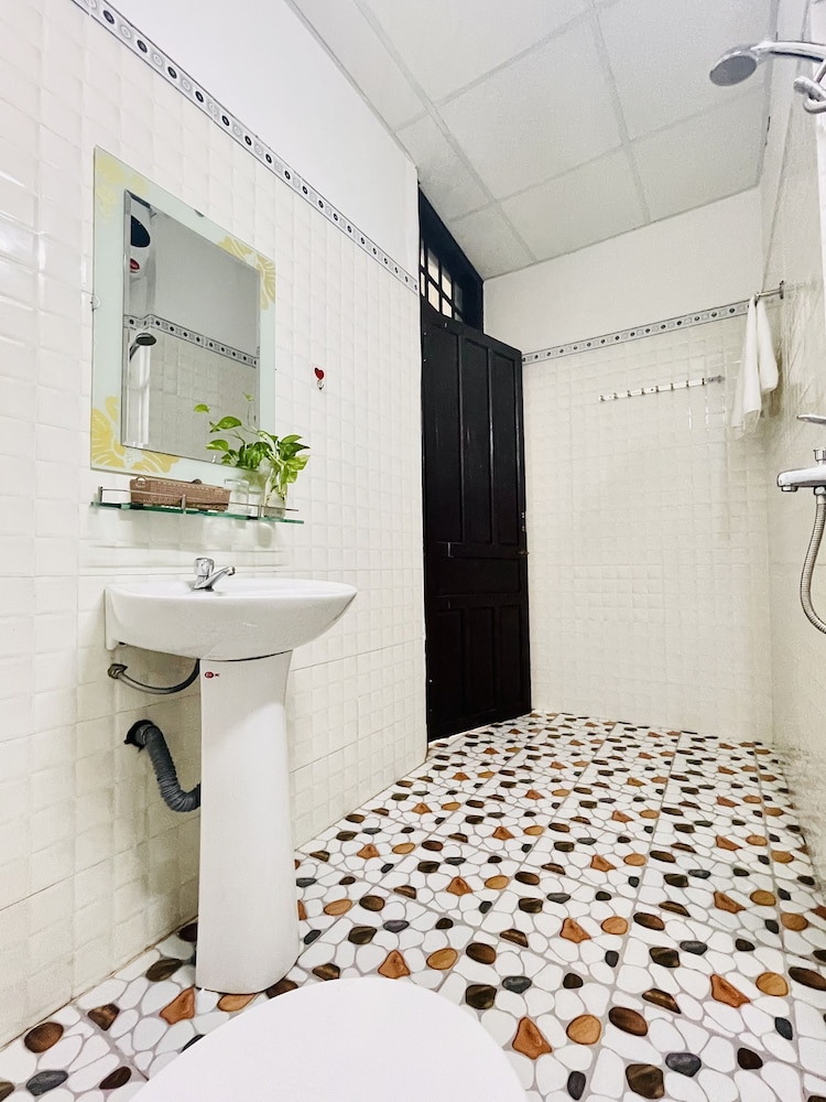 Eva Homestay 50/50