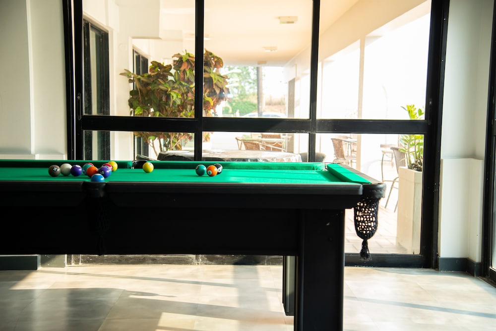 swimming pool spa